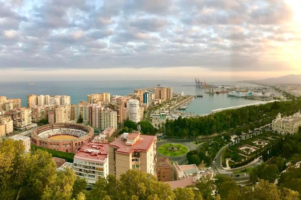 Apartamentos J&K Torremolinos Exterior foto