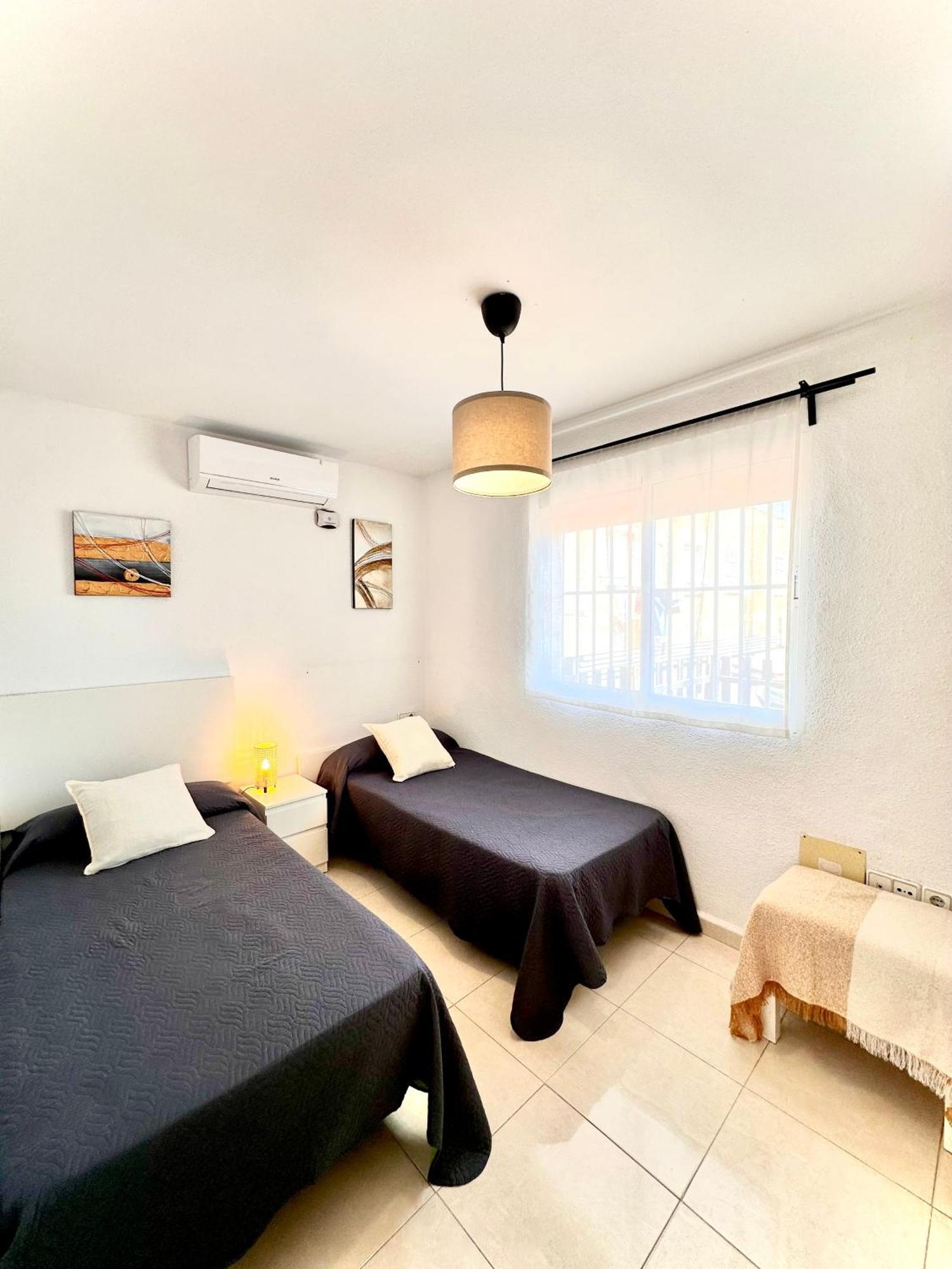 Apartamentos J&K Torremolinos Exterior foto