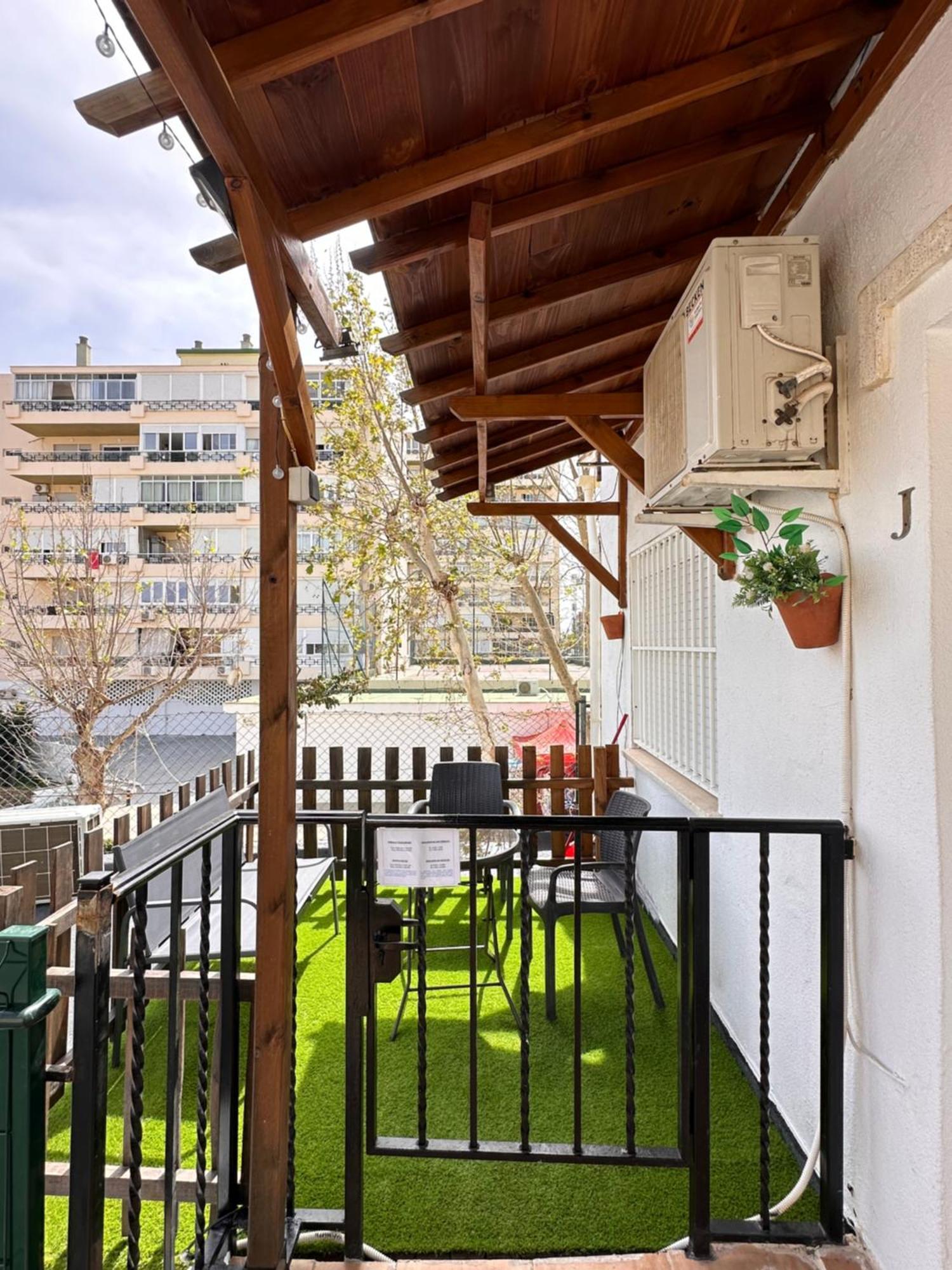 Apartamentos J&K Torremolinos Exterior foto