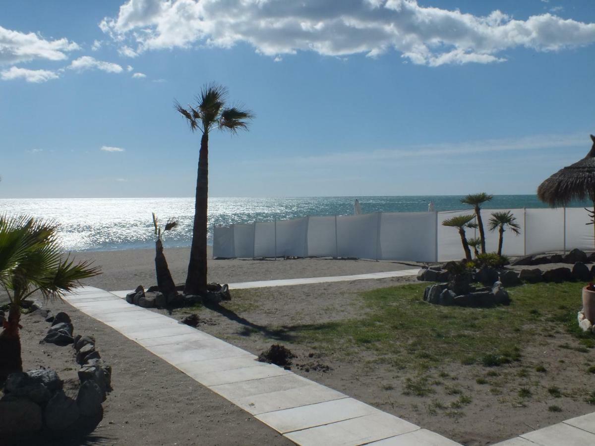 Apartamentos J&K Torremolinos Exterior foto